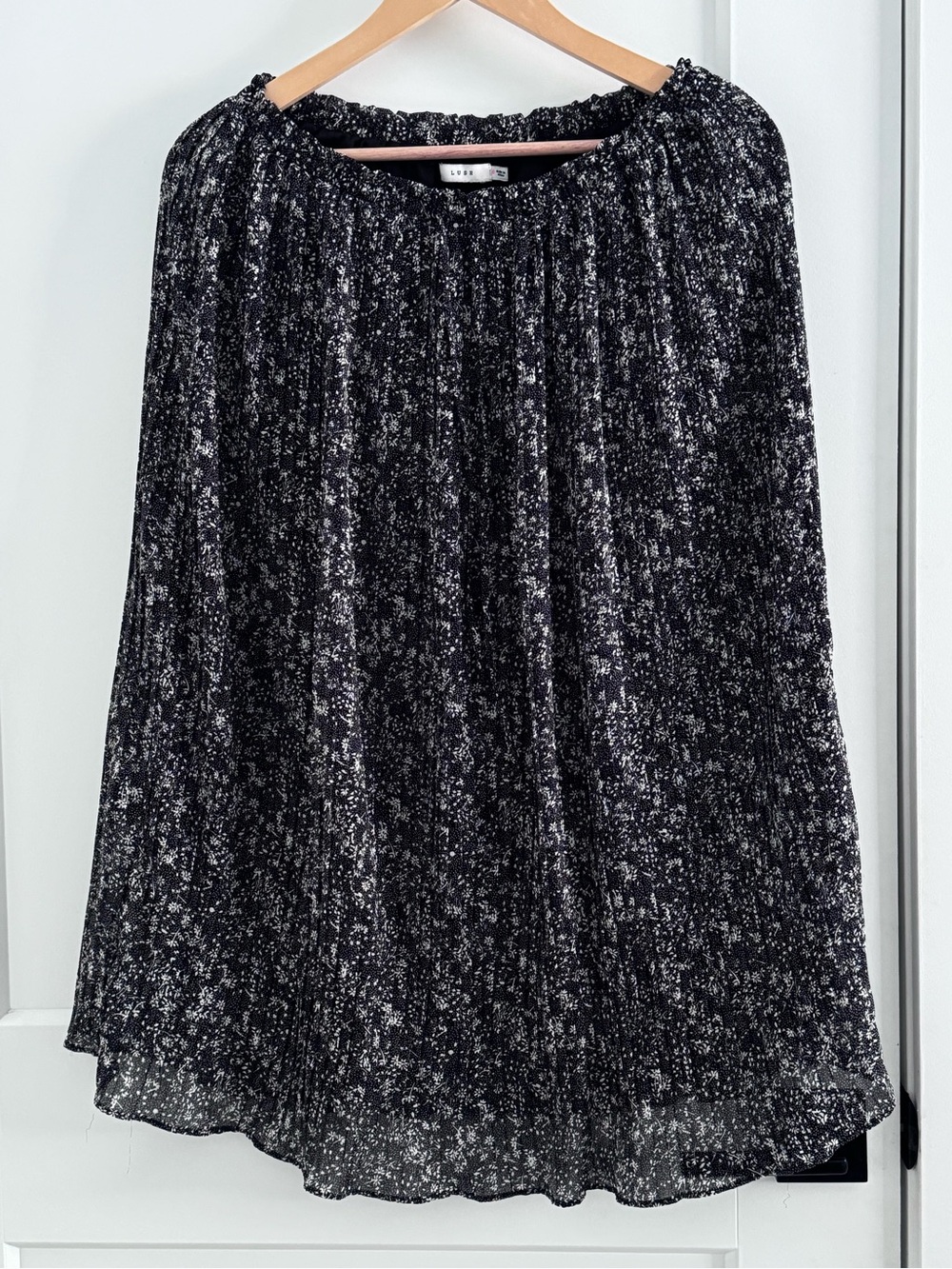 Loft Black and White mini flowers Midi Skirt